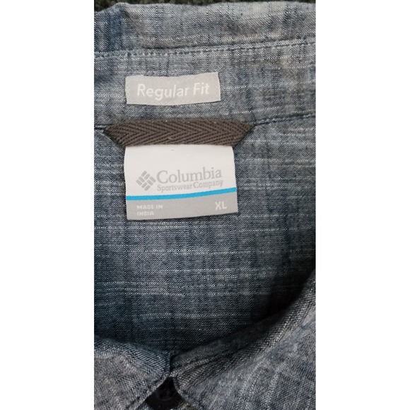 Columbia Under Exposure Mens XL Blue Button Down Short Sleeve Regular‎ Fit Shirt - Picture 2 of 6